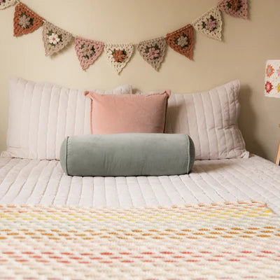 Ikigai Granny Tri-Bunting Kit