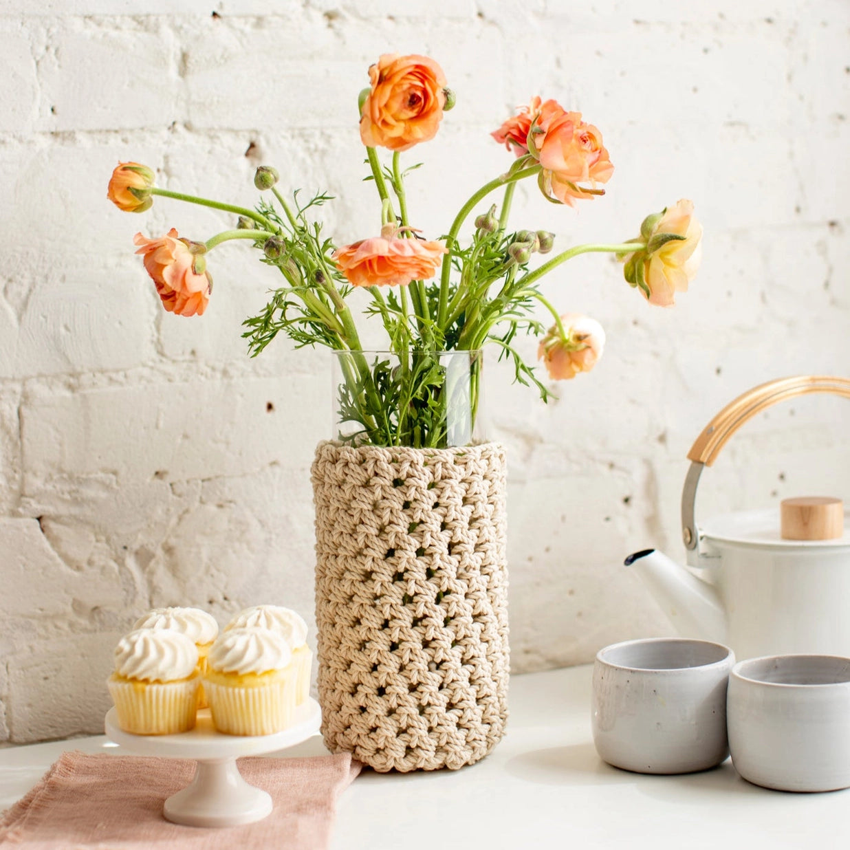 Flax & Twine Margaret Vase Kit