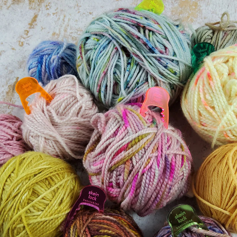 Katrinkles Acrylic Skein Lock