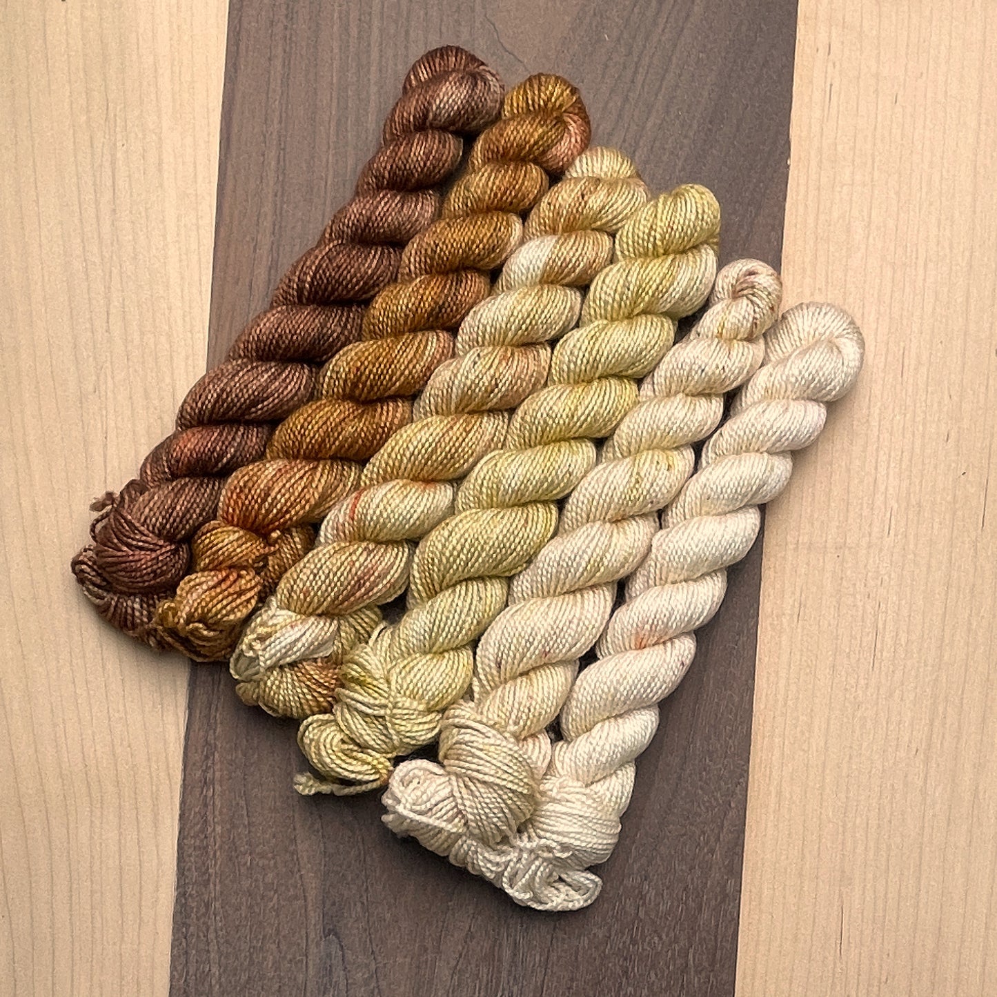 Fading Memories Cowl Kit 2025