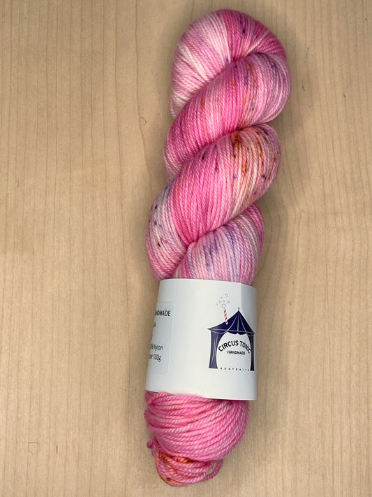 Circus Tonic Handmade Fete DK