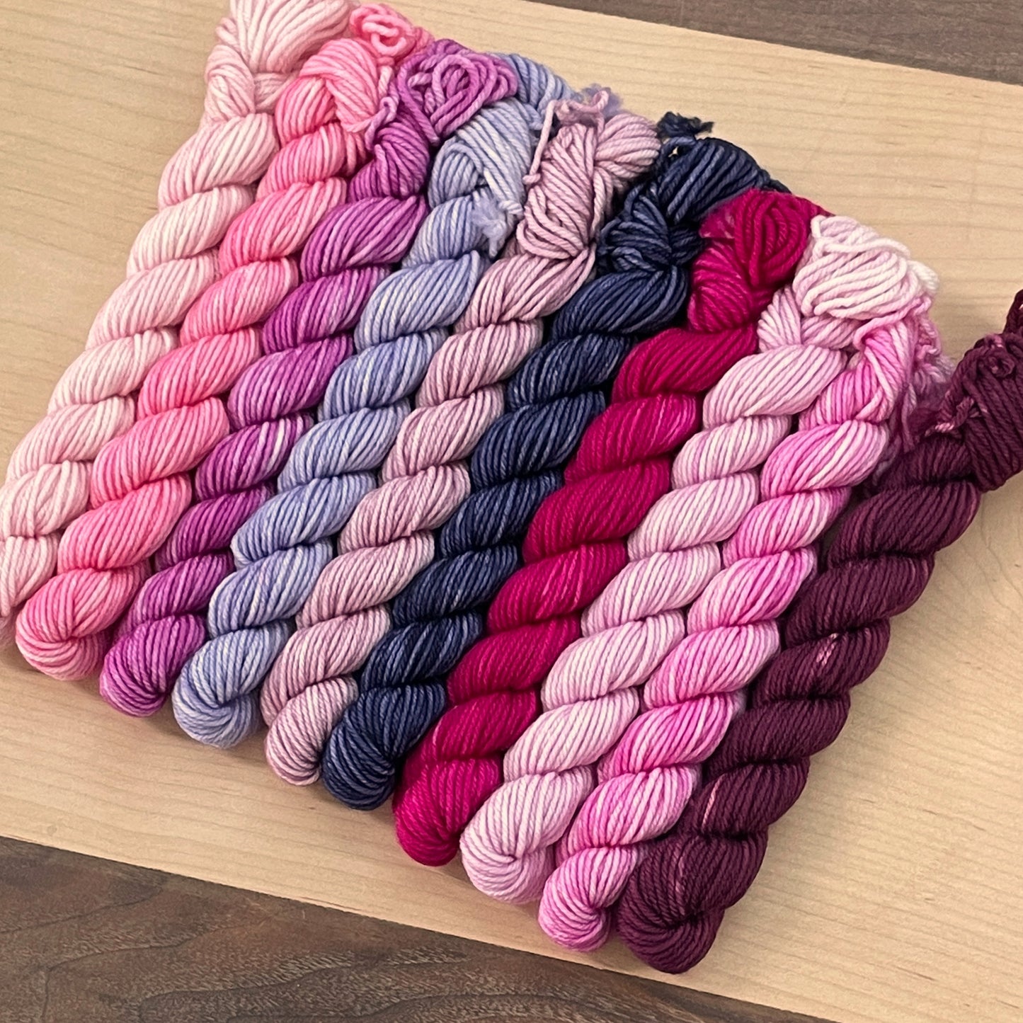 Circus  Tonic Handmade Summer Chats Cowl Kits