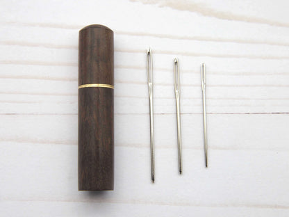 Fox & Pine Wooden Darning Needle Storage Case