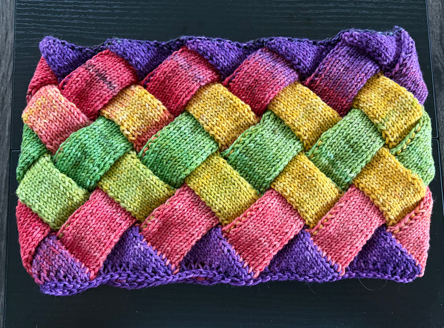 Easing Into Entrelac Class