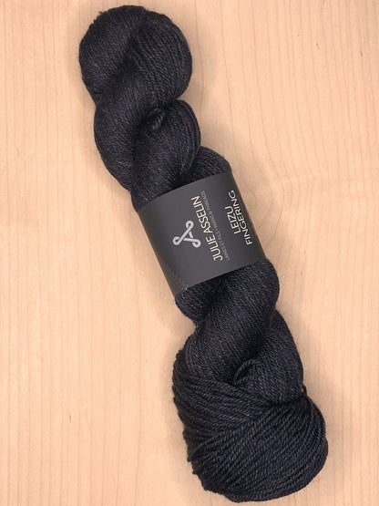 Julie Asselin Leizu Fingering