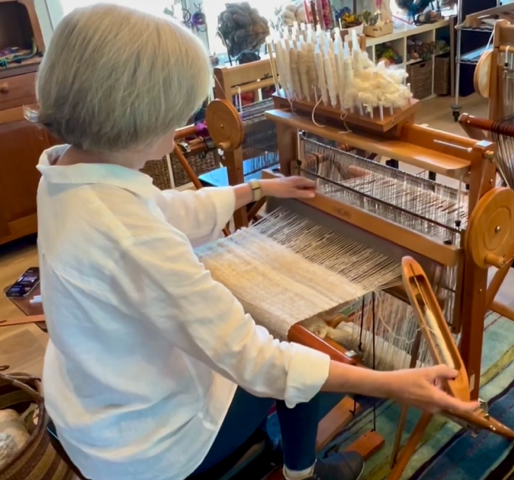 Experience Saori Weaving